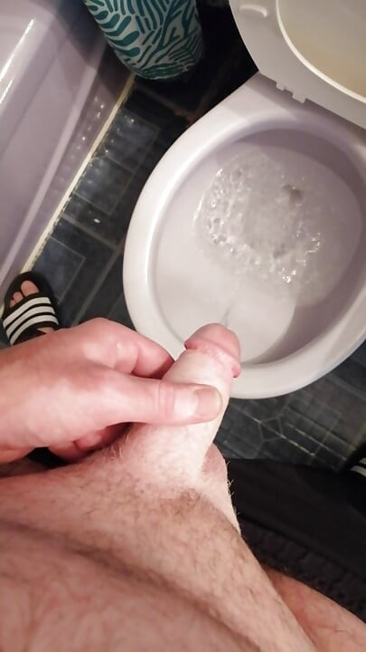 old man with small cock pissing
