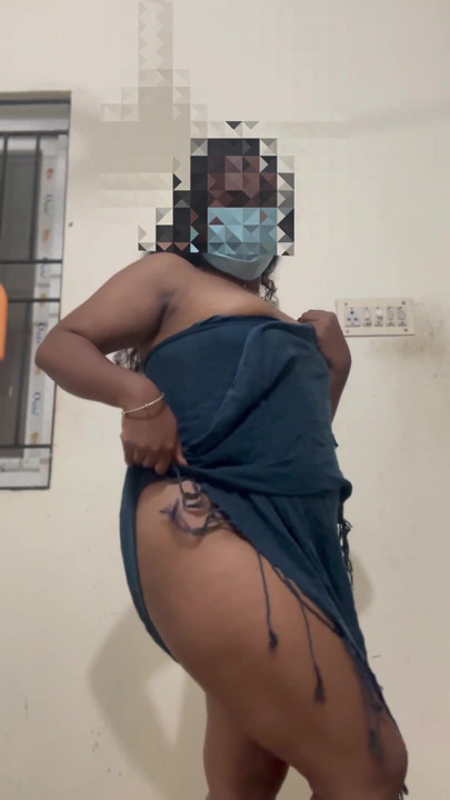 Desi tamil girl seducing clear audio part-1 | Clip 1