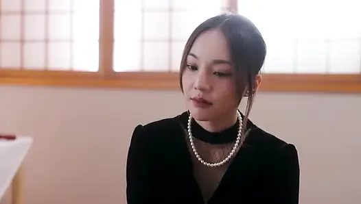 Modelmedia asia - yaşlı üvey erkek kardeş kocasını yarağıyla kaybeden dul kadını teselli etti
