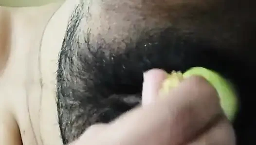 Gadis sange desi masturbasi dengan dildo