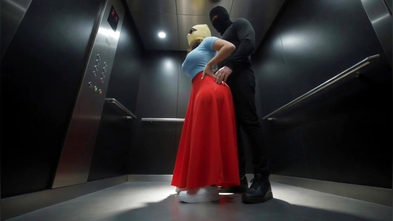 Stepdad Pressing His Petite Big Ass Stepdaughter in the Elevator
