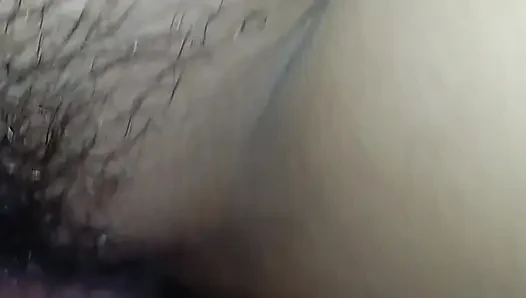 Kız arkadaşım yatakta oynamaktan gerçekten hoşlanıyor