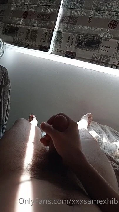 Morning wood and cumshot