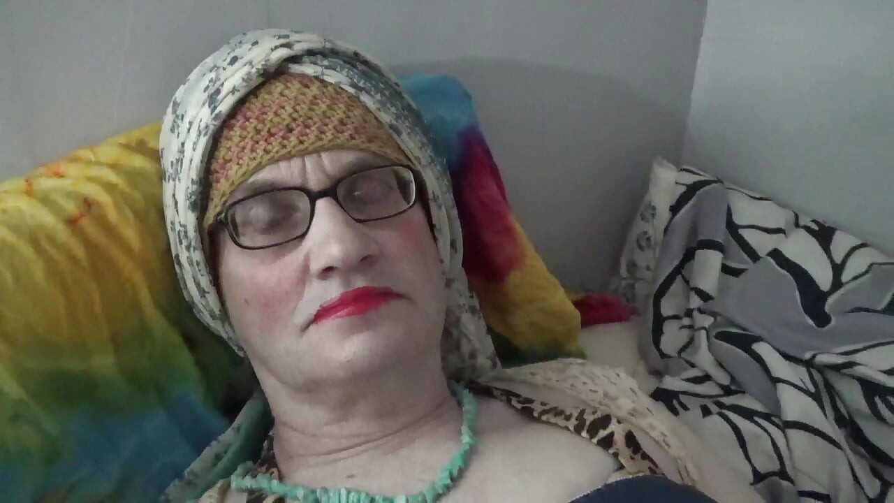 Ladyboy Serge Ave-Lusin. 2026jb