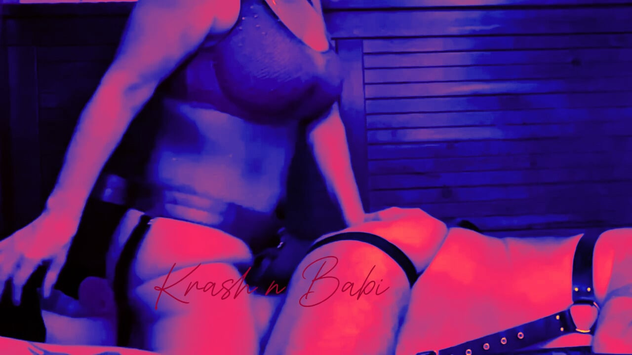 Pegging and live streaming. Babi pegs Krash