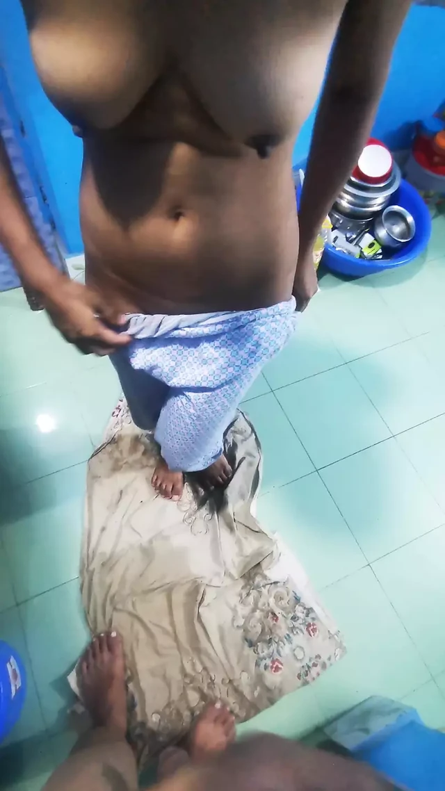 Frist time sex with bhabi in kitchen  sex  Video When no one was in the room