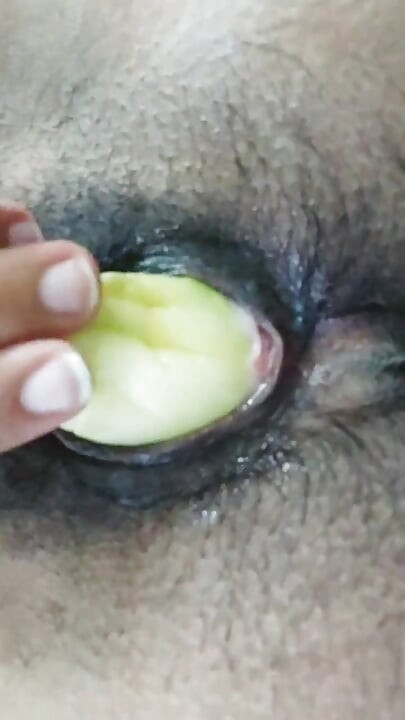 Desi horny girl masturbate with a dildo