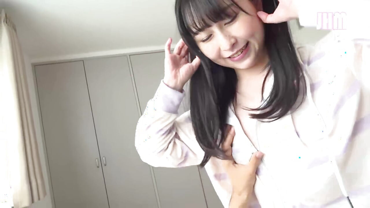 Don’t Fall for Any Other Girls, She Says - a Surprise Visit Turns Into Sweet Clingy Affection, Narita Tsumugi - Episode3