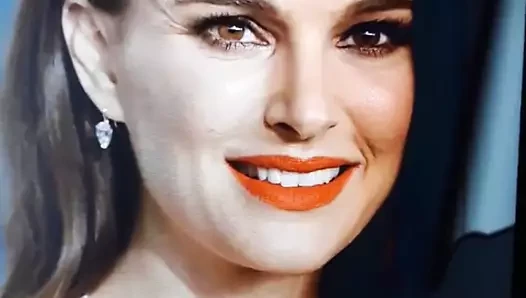 Natalie portman boşalıyor #1