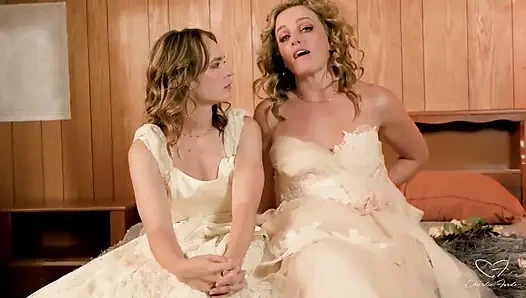 Interview: Marriage and Eloping Mit Charlie Forde, Lilly Bell