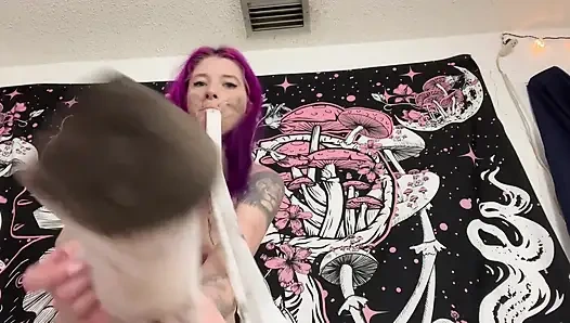 Грязная сводная сестренка в большой беспорядок