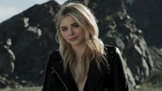 Chloe Moretz - kompilacja sesji zdjęciowej Jimmy&#39;ego Choo z 2018 roku