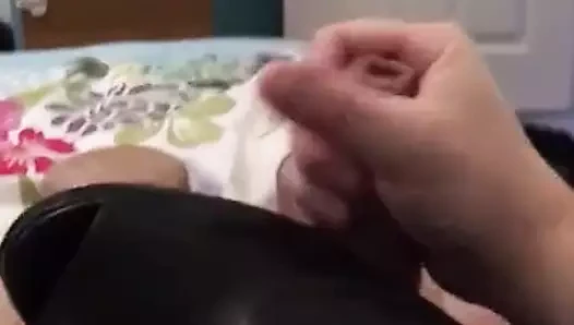 siyah topuklara boşalmak