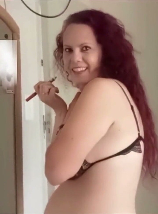 Compilation Amateur, Une Salope À Sperme Se Fait Éjaculer Dans La Chatte Par D’autres Hommes.