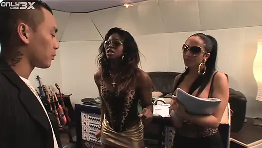 Bubble butt Jasmine Webb and Romana Ryder fuck a cock