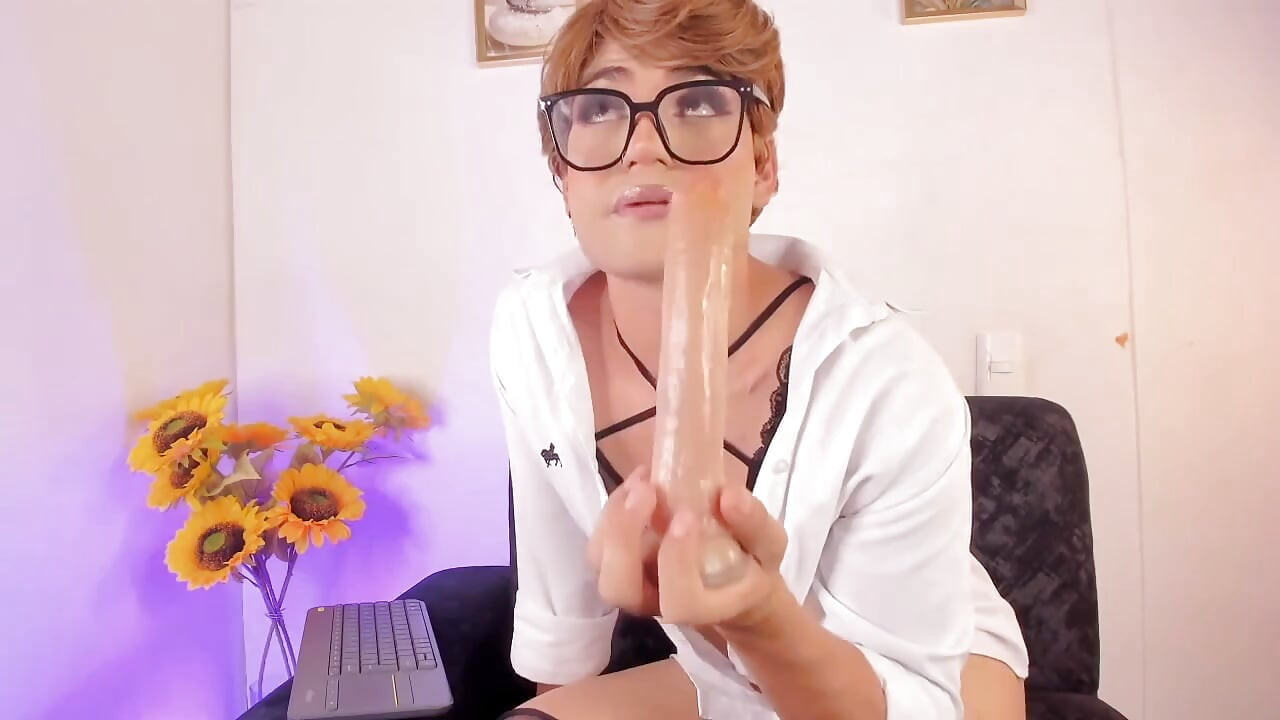 Femboy Ken Dobry Chłopak Solo Pierwszy raz Duża Zabawka