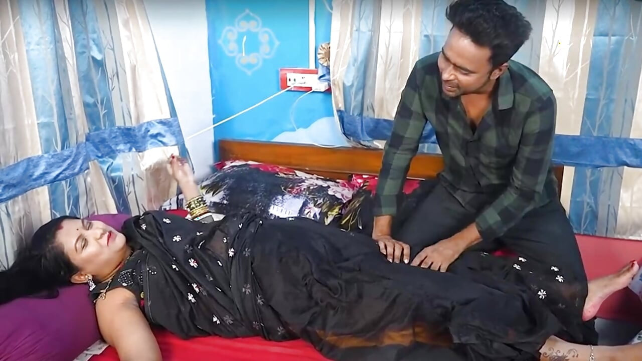 Gevar Bhabhi sex ..