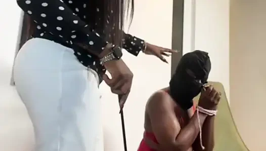 Afrikalı Kadın Egemenliği Bedensel Ceza