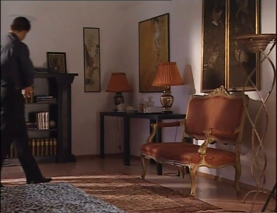 Szexi gyönyörű titkárnők kefélve az állásinterjún (teljes film)