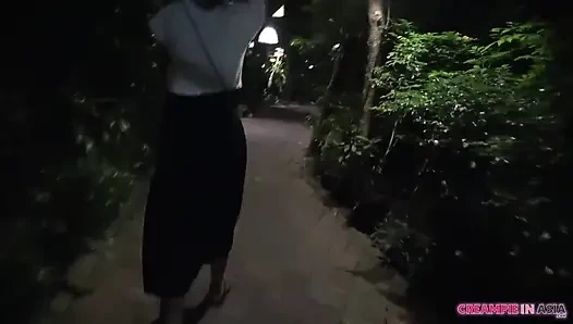 Cewek hot asia ngentot sama cowok sange