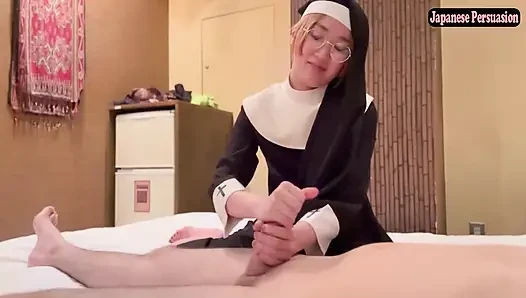 Cewek imut dengan kostum cosplay ini mencuri perhatian, chemistry pribadi berubah jadi video rahasia yang berani