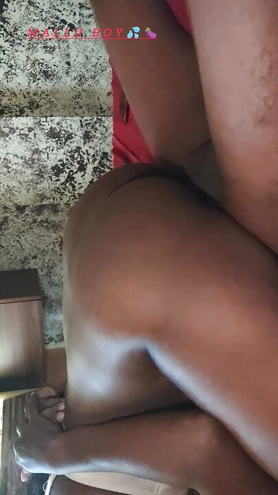 喀拉拉邦女孩在家里欢呼 第2部分