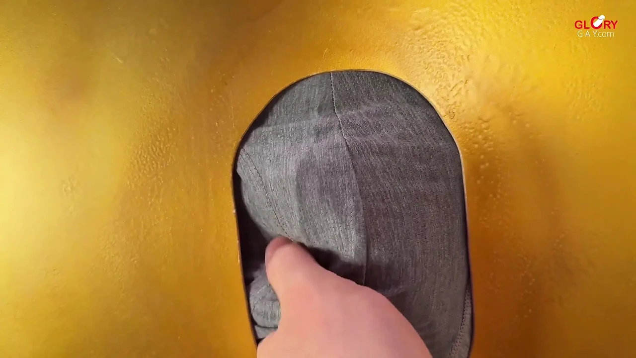 Gloryhole Xl – Never Swallowed This Much Cum in My Lif