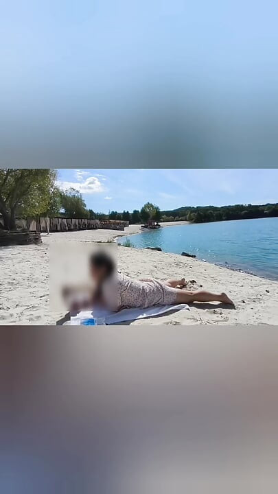 Prawie dali mi po mordzie, bo byłam naga na plaży.