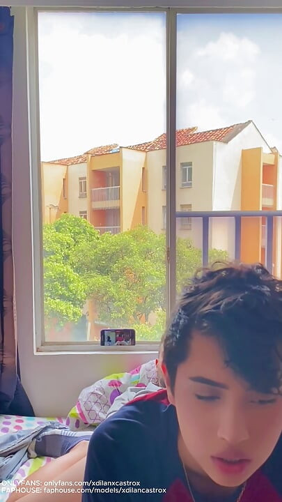 BEAUTIFUL TWINK FEMBOY ASKS ME TO FUCK HIM BAREBACK AND CUM INSIDE HIS GAY ANUS