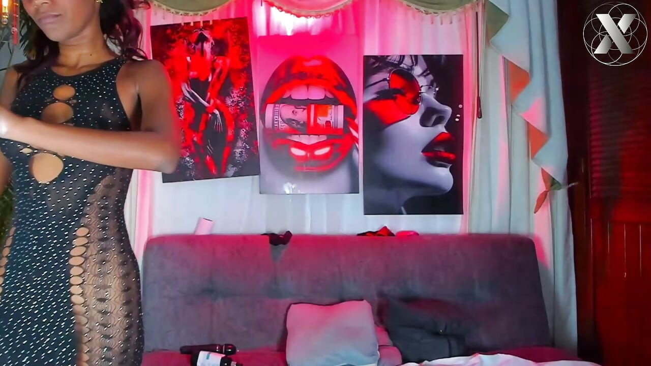 My Girlfriend Spreads My Legs for a Deep, Desperate Lick