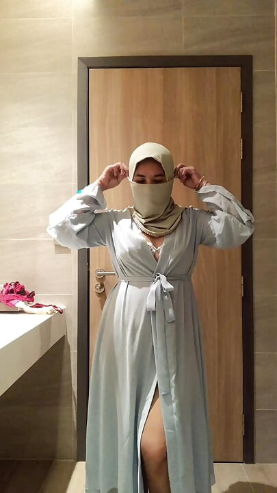 Do you like my ass? "Miss me yet? I can fix that... 💦