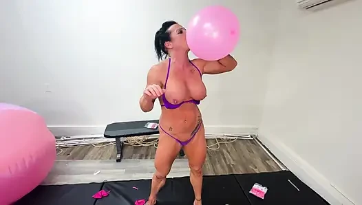 Ballon poppende göttin kandy