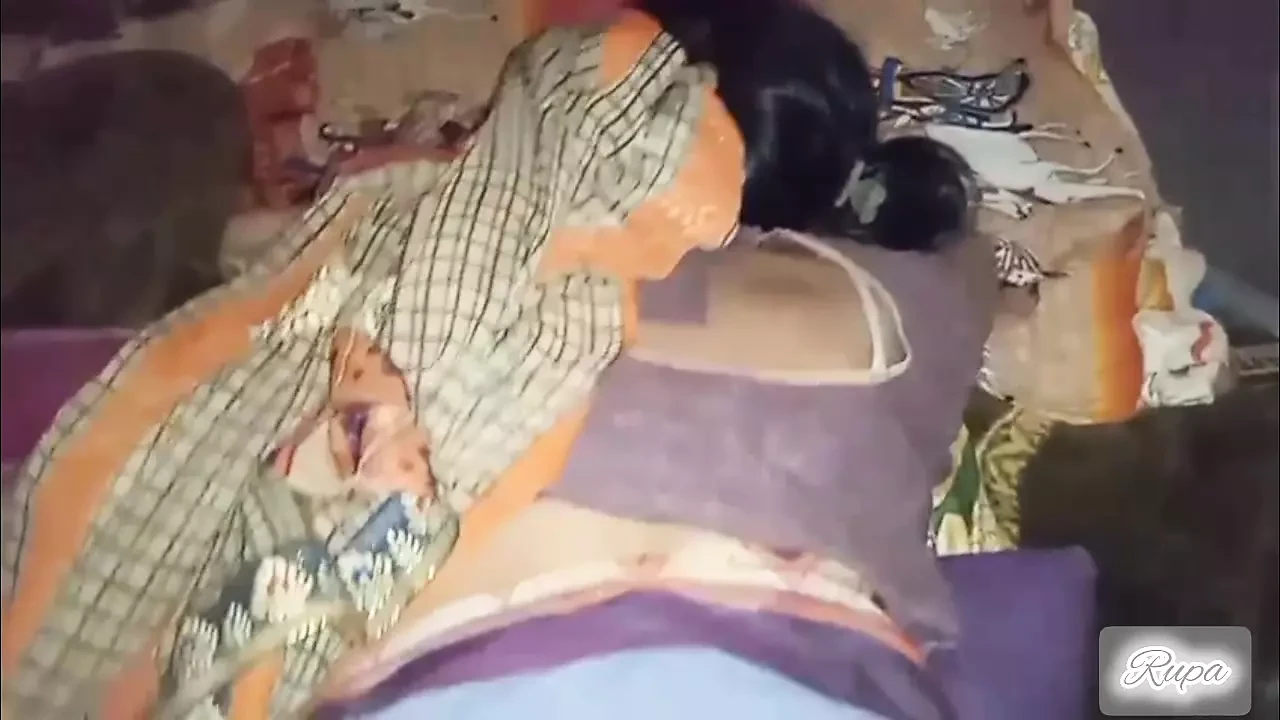 Rupa bhabhi ko bowed ke pela
