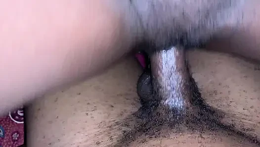 Cewek seksi kulit hitam dengan tubuh langsing lagi asik ngentot kontol raksasa pria kulit hitam sampai mengerang keenakan - pov Memek orgasme berkali-kali