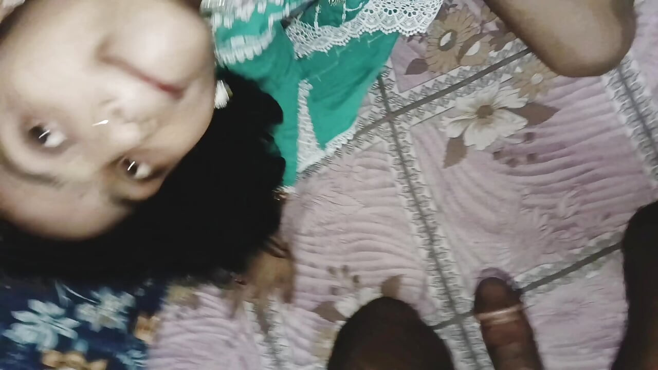 Real desi girl green salwar duro foda - caseiro