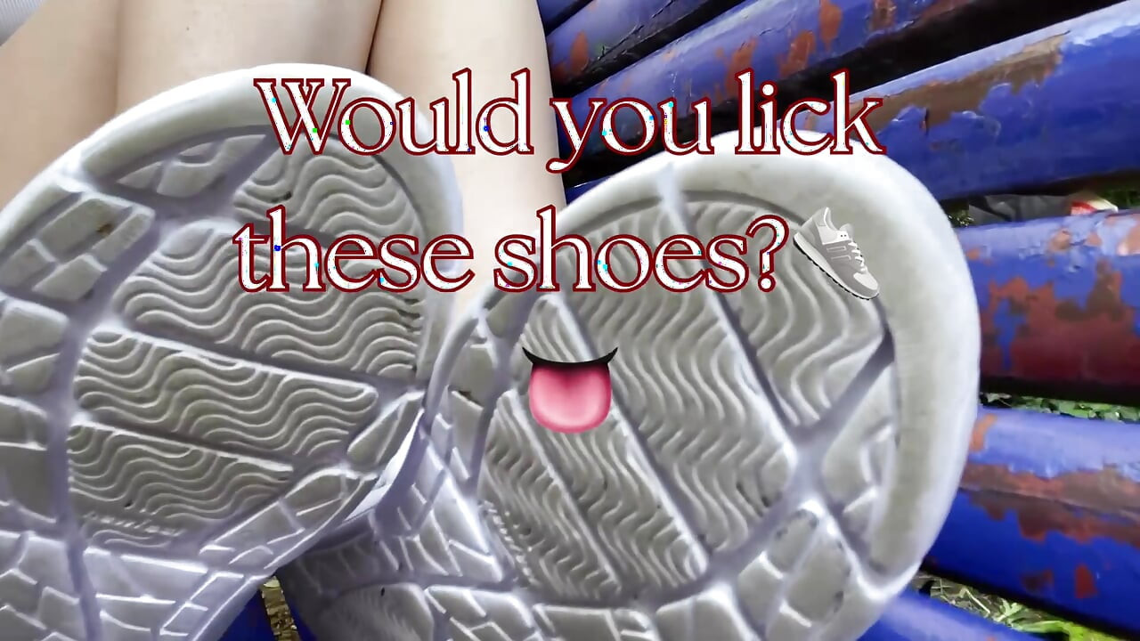 OutDoor Dirty Shoes Feet Smelling