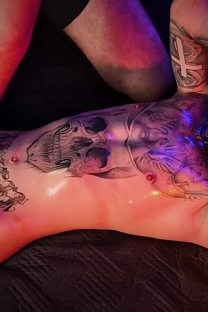 Camilo Brown Giving an Intense Oil Handjob to Hot Tattooed Twink Inked Mike