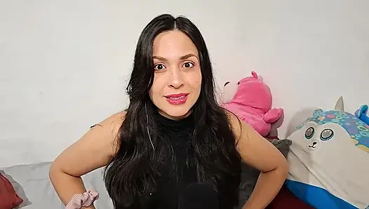 ASMR Roleplay YOUR GIRLFRIEND cuts your hair