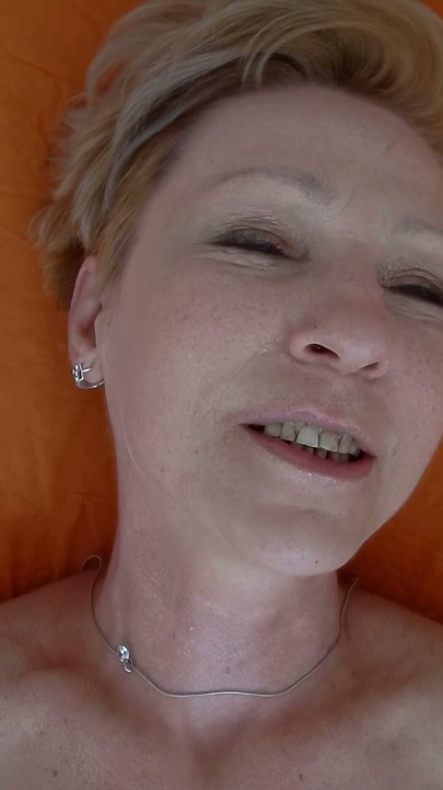 Czech Orgasm 168 Mature Woman Pleases Herself 3