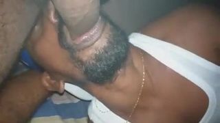 Sri Lanka chupando culo