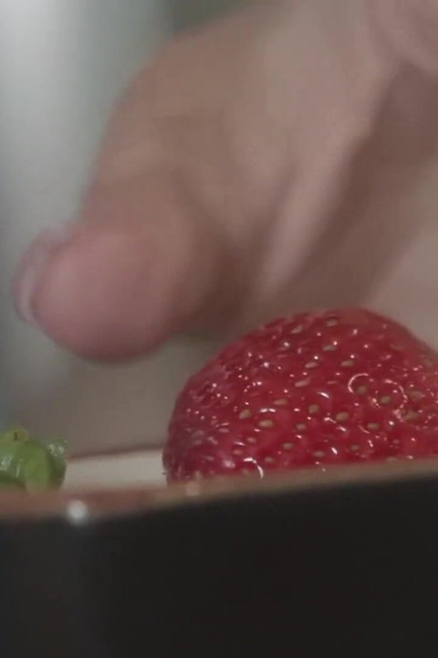 Babes - When You See Aaliyah Love Feeding Her Girlfriend Alyssa Reece Strawberries