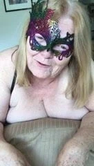 YUMMY PUMPKINS ANSWERS HER FAN MAIL