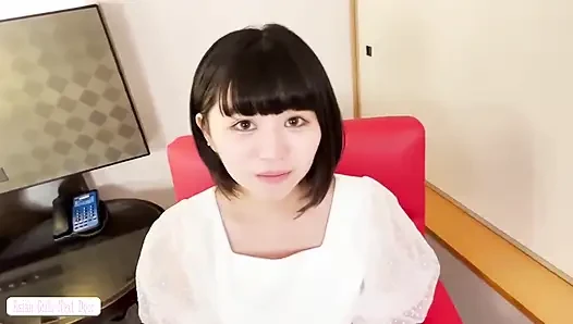Tokyo Debut Awakens. Ciddi taşralı güzellik evden ayrıldıktan sonra büyük bir değişimle karşı karşıya.
