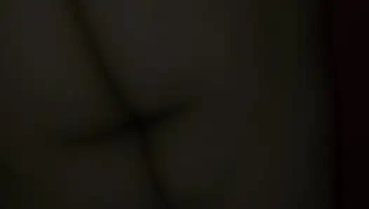 Meine Kleine Schlampe Sitzt Mit Ihrem Rosa Hintern Herum