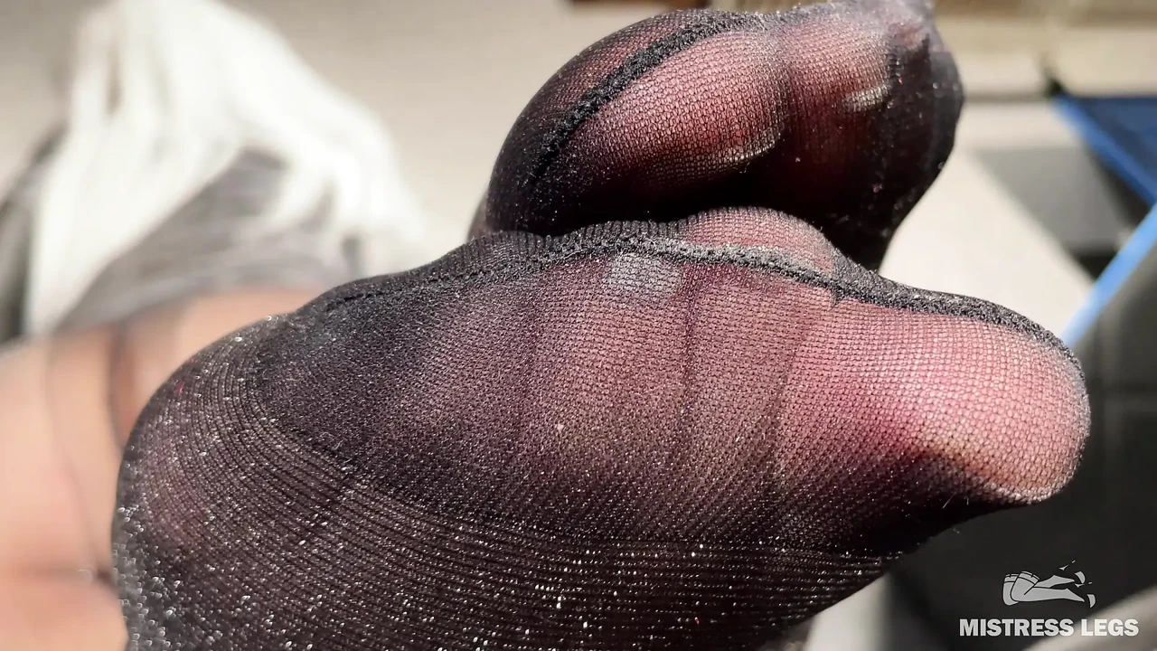 POV Under My Big Pantyhosed Booty: Nylon Foot & Rear Teasing