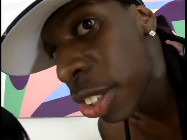 Brown gangster with big shloeng nails juicy mocha crumpet