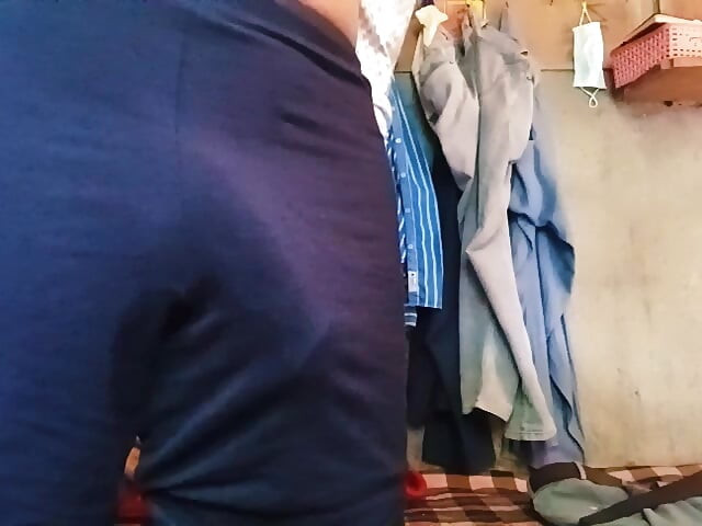 Velho homem na mastrubação