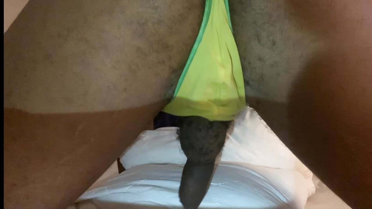 SOLO PILLOW HUMPING IN UNDERWEAR TWERKING BUBBLE BUTT SOFT TO HARD FLACCID (COCK PART 1)