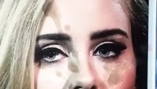 Adele'e saygı duruşu!