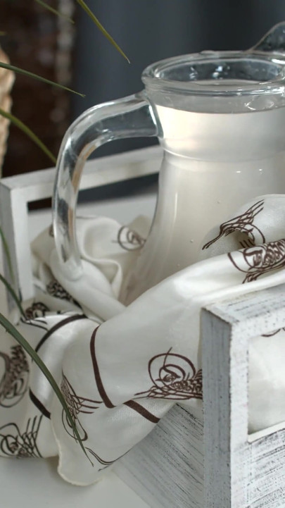 Sua bunda esticada durante uma massagem nuru